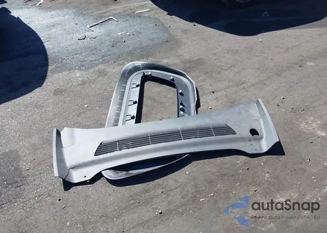 2023 Tesla Model Y Performance Dual Motor All-Wheel Drive from USA, damaged, VIN 7SAYGDEF9PF924907